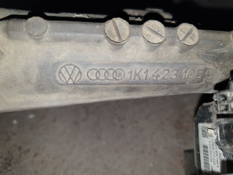 Caseta de direcție golf 5