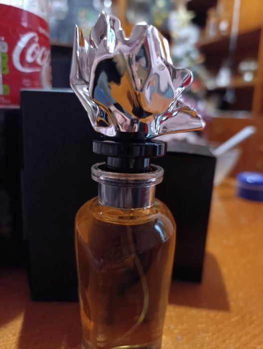 100% Оригинален Продавам парфюм