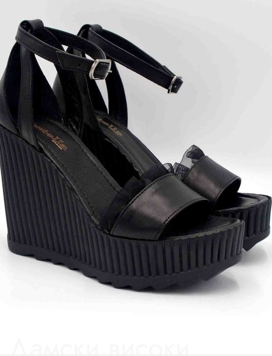 Дамски сандали на платформа