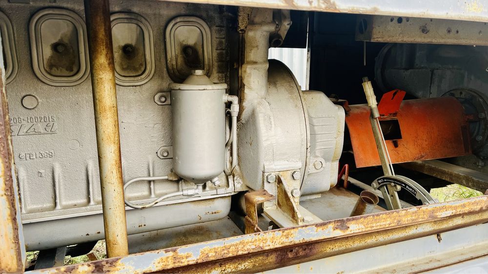 Продам двигатель ЯАЗ без навесного оборудования