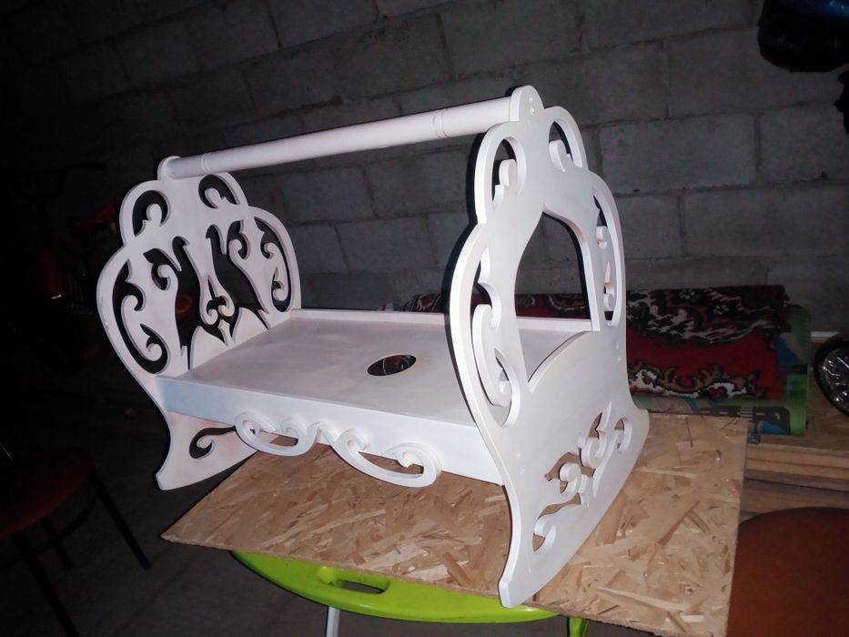 Бесік даревянный