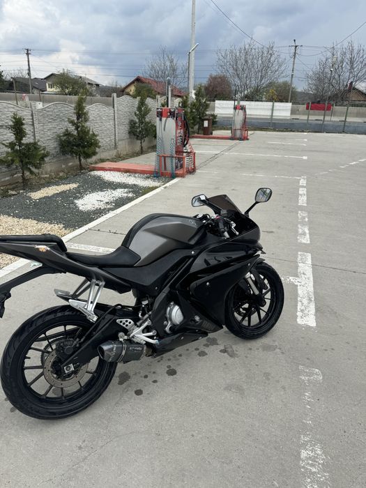 Yamaha YZF R125 2014
