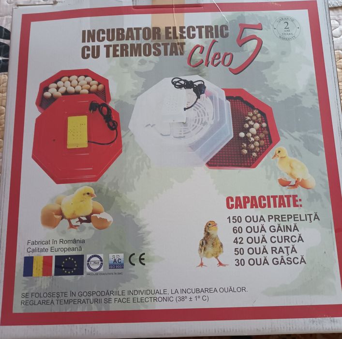 Incubator cu termometru