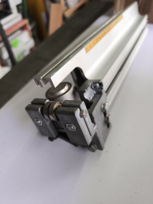 Водеща шина за банциг Електра Бекум BAS 316 G