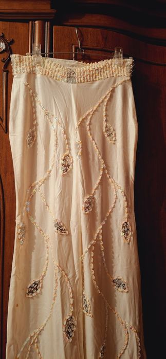 Продается костюм вечерний