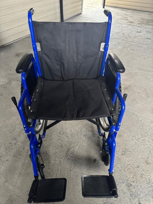 Есть доставка коляска