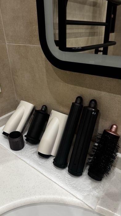 Dyson airwrap comlete long