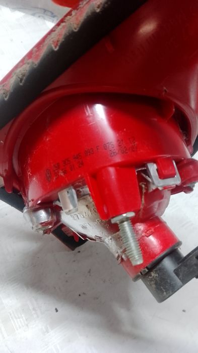 stop stanga hayon  volkswagen passat b6 berlina - motorina 2010