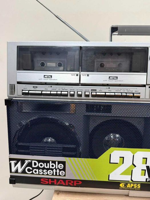 Колекционерски ретро радиокасетофон SHARP GF 767 Z Boombox