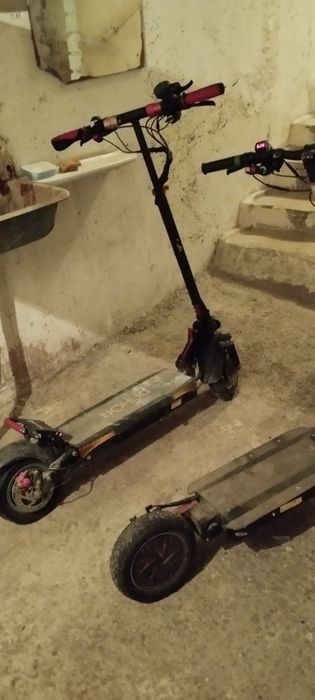 Vând trotineta bicicleta