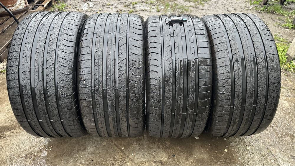 Летни гуми 295/35/21