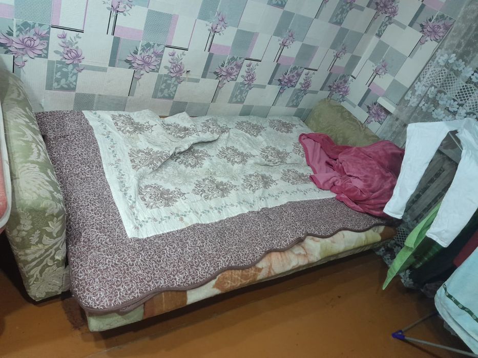 Продам диван в хорошом состоянии