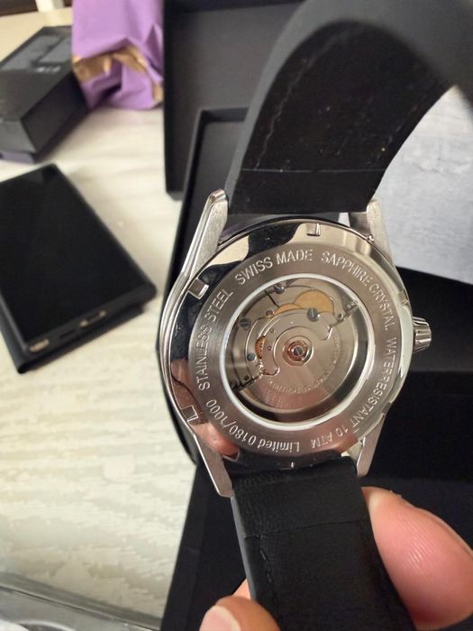 Часы Mercedes-Benz Automatic Swiss Made. 0180/1000