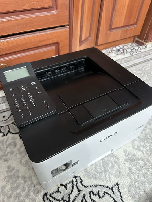 Canon Lbp212dw holati ideal pechatlari tinniq aybi yoq