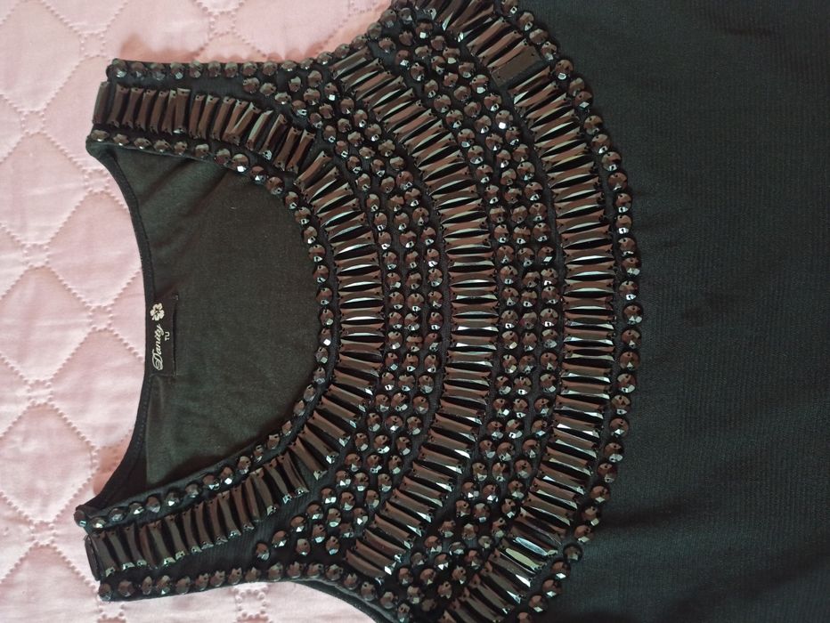 Черен топ за парти