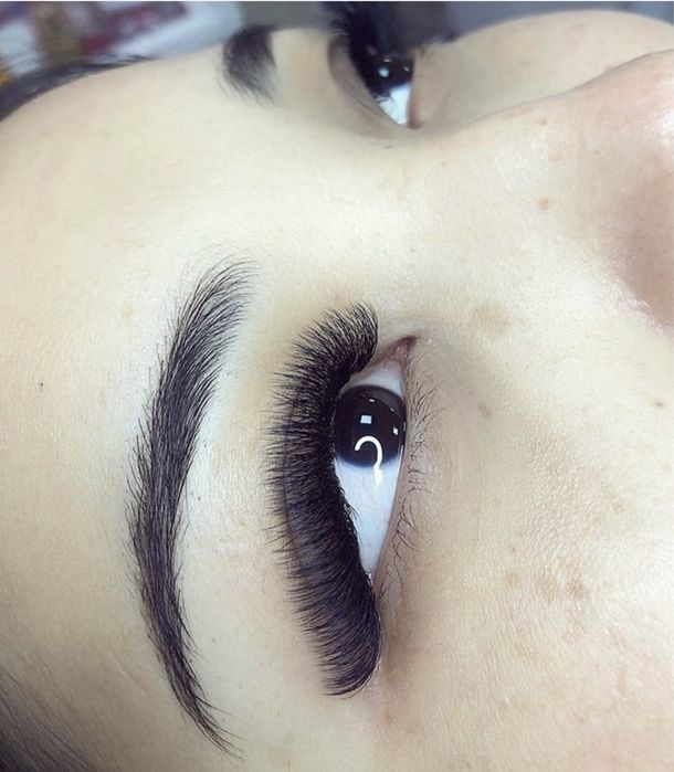 Опытный мастер ищет модели длянаращивание ресницот4000ПРИНИМАЮ НА ДОМУ