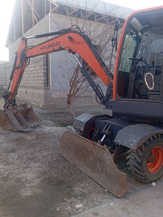 Hundai 55  yil:2006 narxi : 25000$ kelishamiz