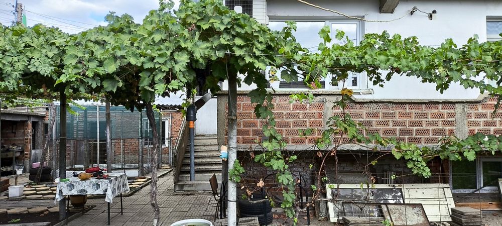 Продава се Къща в Чирпан - 200 кв.м за 230 €/кв.м - Снимка #6