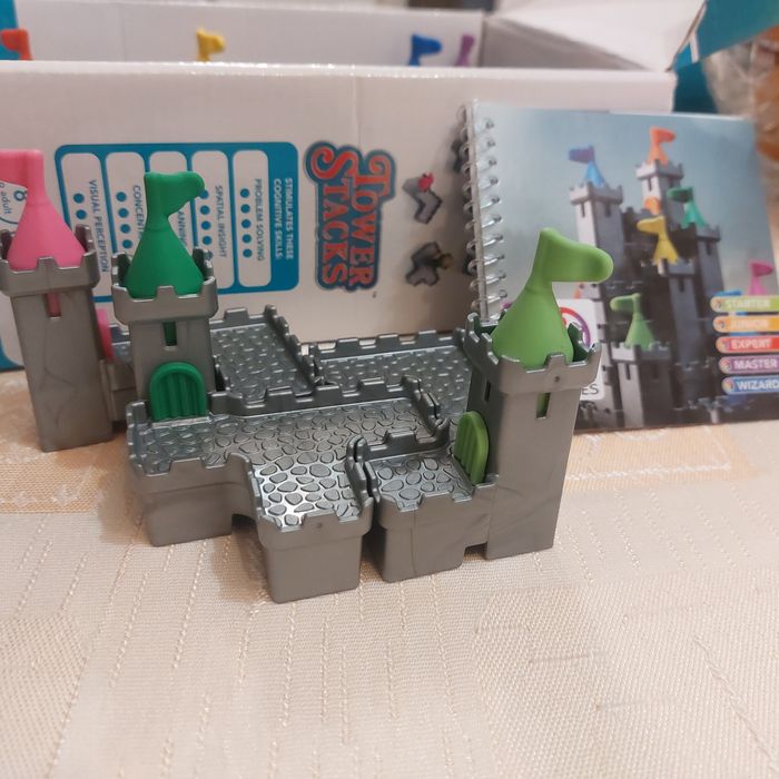 Образователна игра Tower Stacks