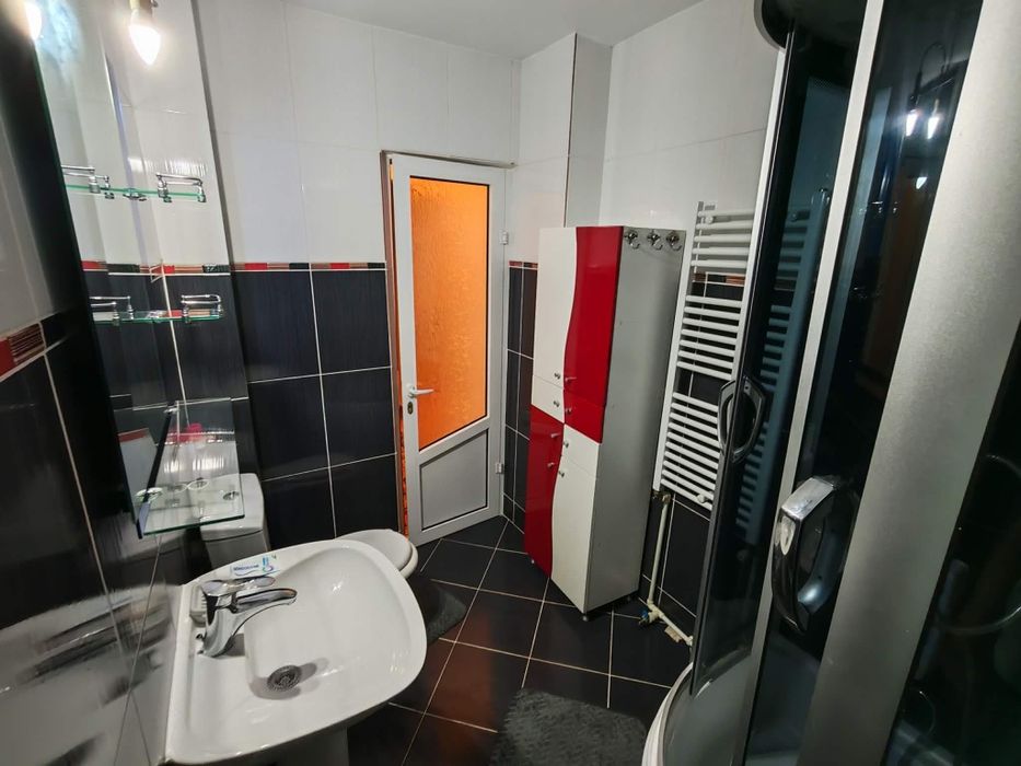 Apartament de închiriat, 3 camere zona E3
