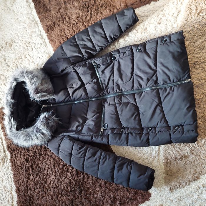 Продам зимний пуховик