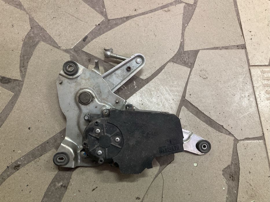 Электропривод багажника Лексус LS 460 / Lexus LS460