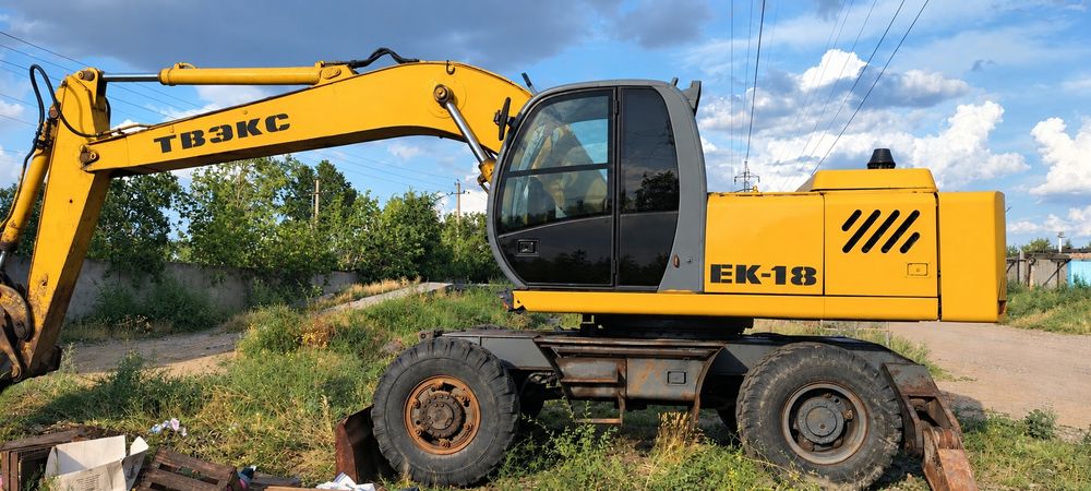 Услуги экскаватора или продам