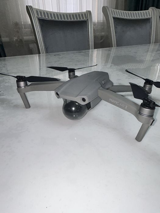 Дрон DJI Mavic Air 2 Fly More Combo серый