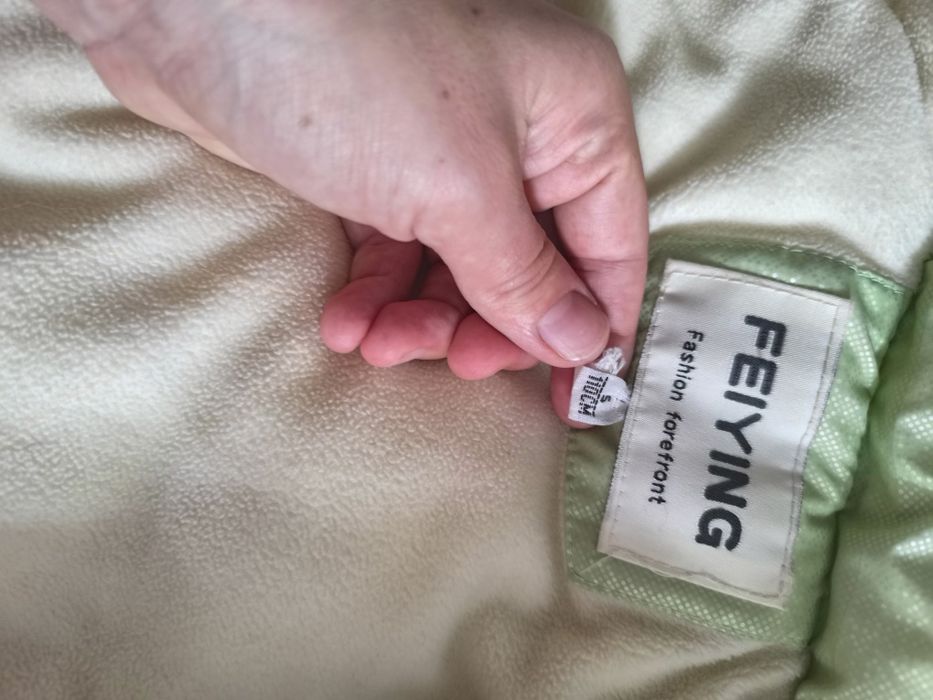 Продам зимнюю куртку