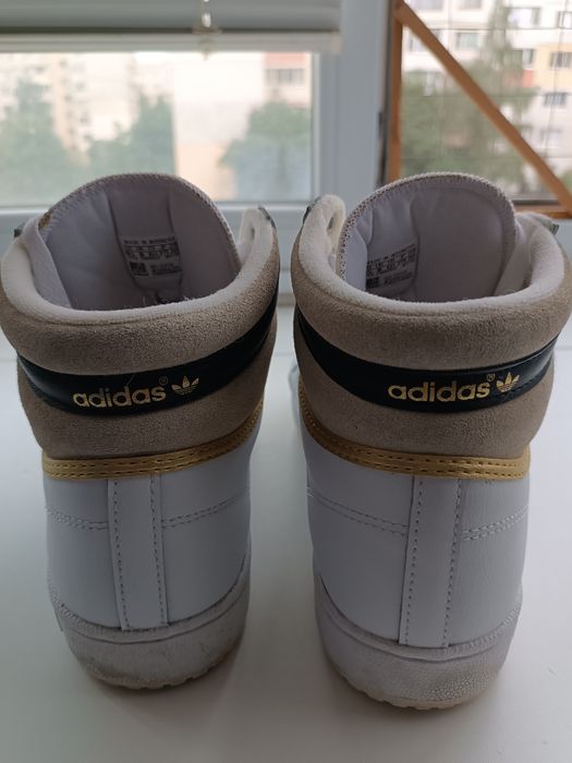 Сникърси adidas top ten