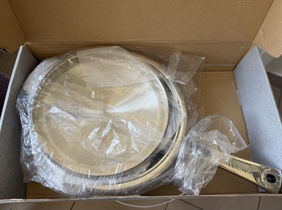 Tigaie / cratiță Bachmayer Solingen 24 cm – NOUĂ, cu capac (inducție)