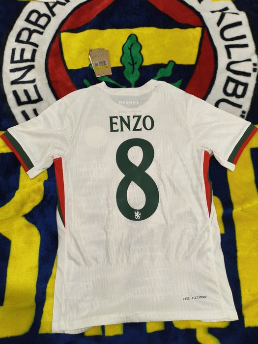 Футбольная форма клуба Челси Лондон.