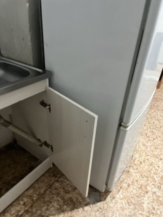 Пасуда мойка шкаф