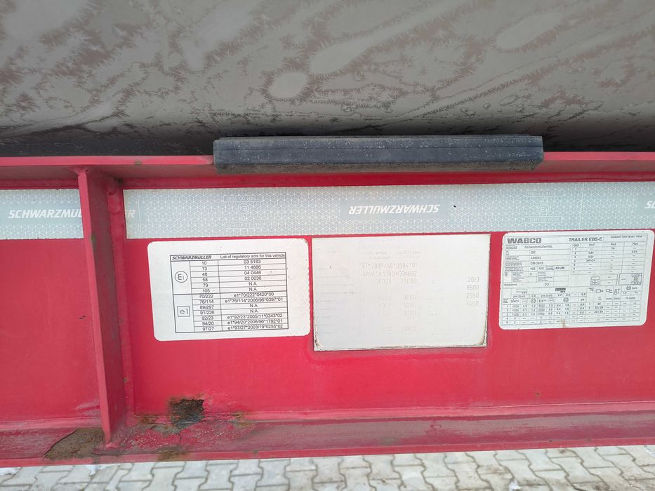 Semiremorca Schwarzmuller