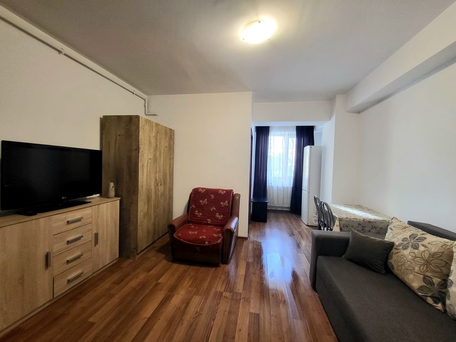 Garsonieră de închiriat