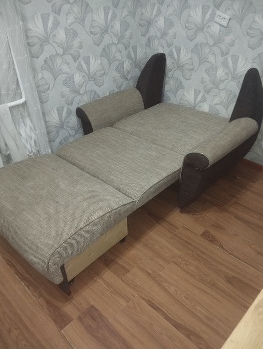 Продам кресло диван