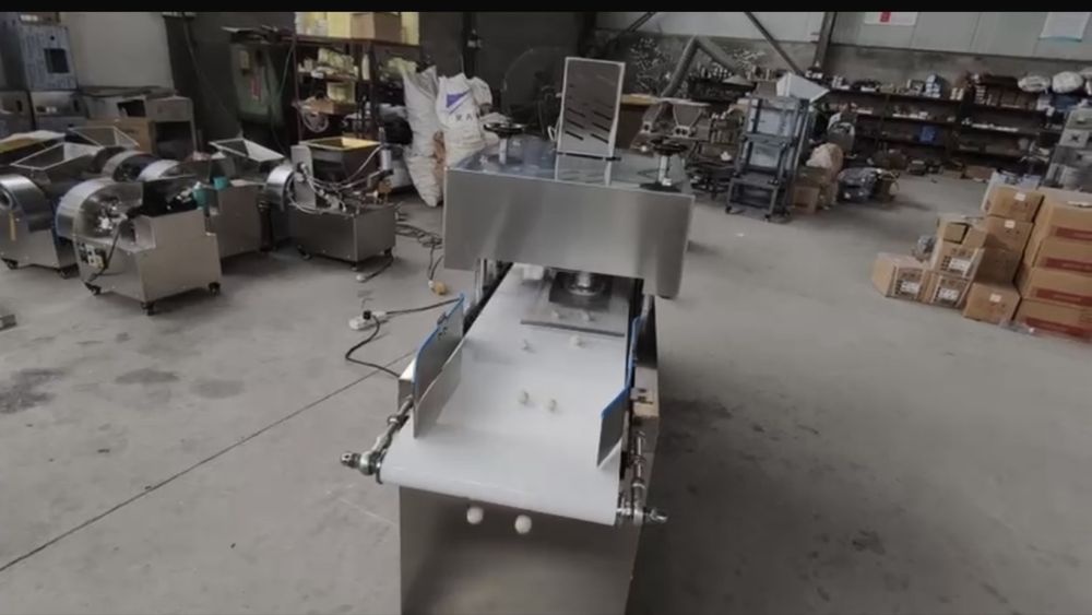 Универсальная машина для  работы с тестом