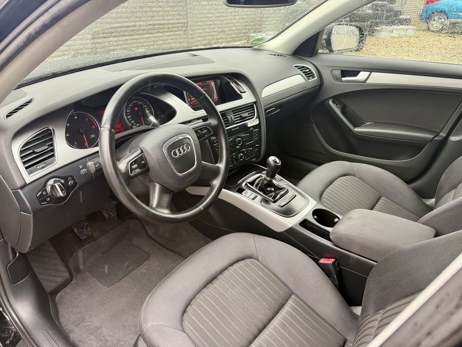 /// AUDI A4 B8  /// 2.0D   2011 // EURO 5