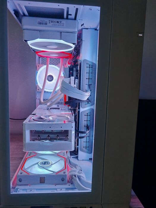 Компютърна кутия LianLi o11 Dynamic Evo