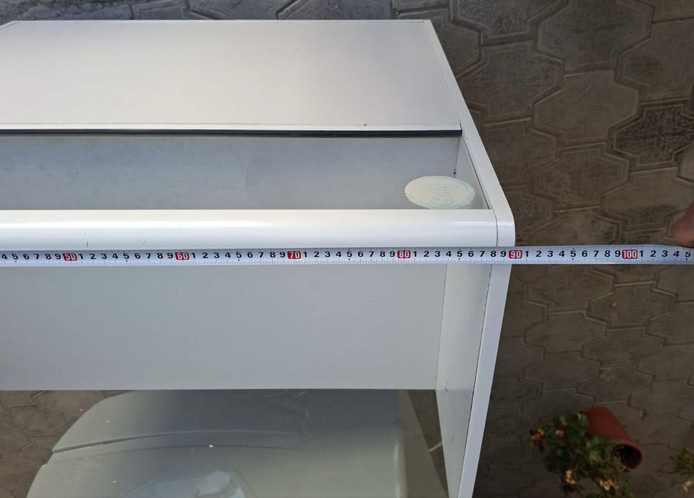 Витринные шкафы 4 шт