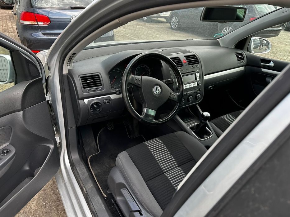 2008 Volkswagen Golf 5  - 1.4 MPI 80CP - Clima * Senzori * Pilot Aut.