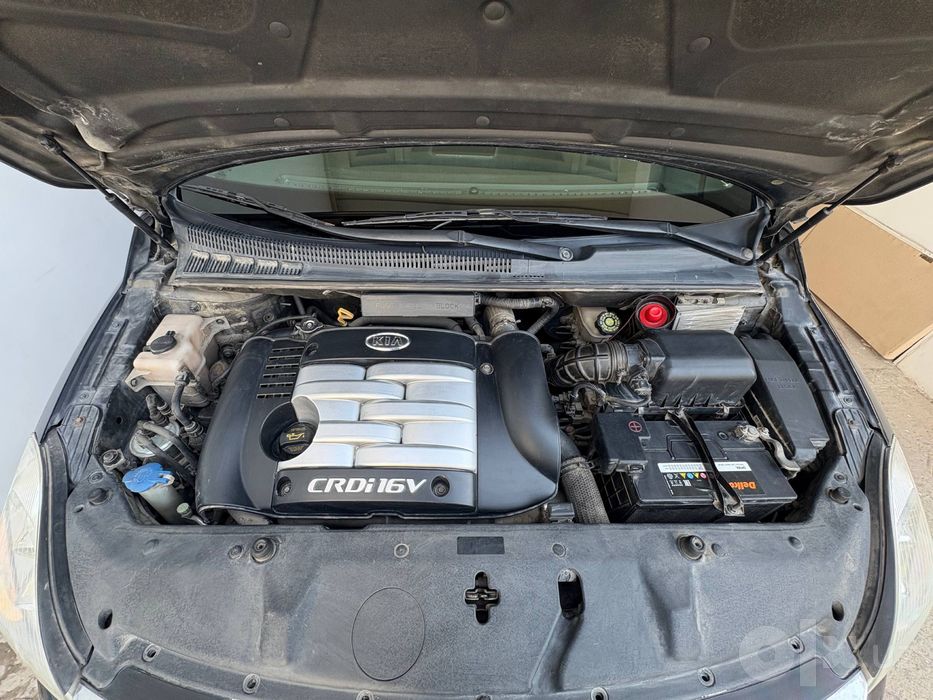 Kia carnival sotiladi yili 2007