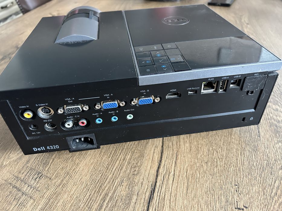 Videoproiector Dell 4320