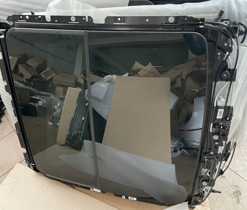 Trapa panoramica BMW X6 G06!!