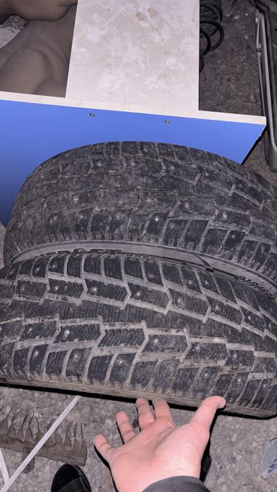 215/60R17 шины с шипами