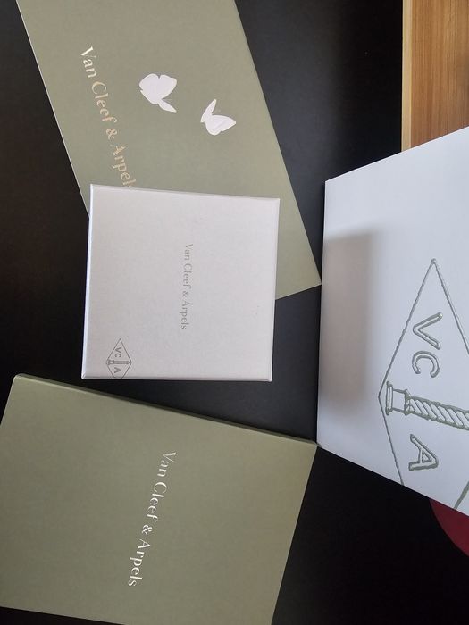 VAN CLEEF & ARPELS Sweet alhambra обици с малахит