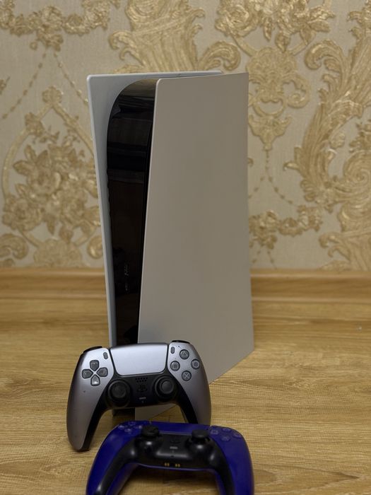 PlayStation 5 FAT 825GB