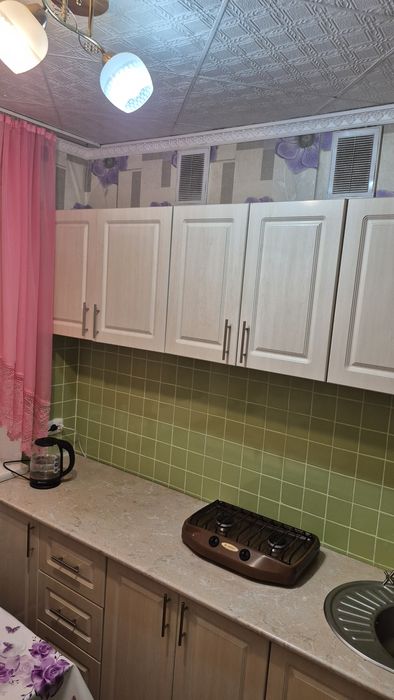 Продаётся квартира на 6микр дом 43