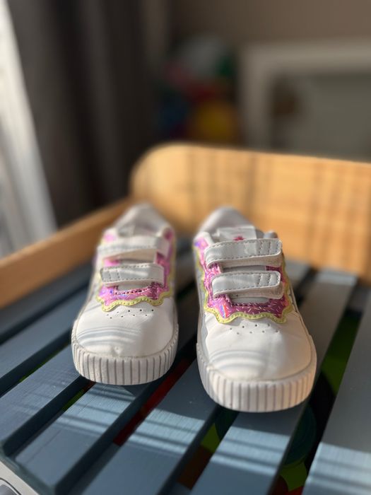 Детски кецове Puma Trolls 24 размер