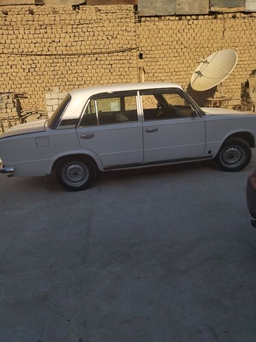 Сотилади Ваз 21011